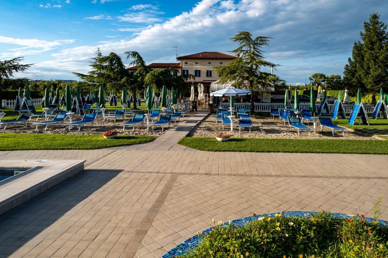 Hotel Villa Sara Mestre Buitenkant foto