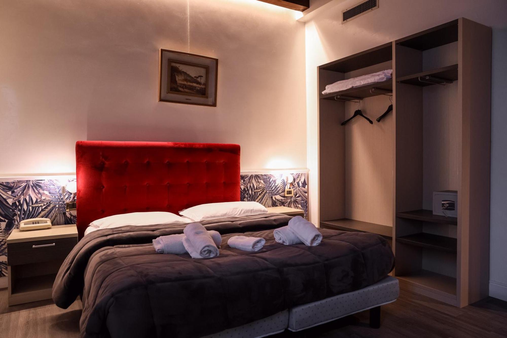 Hotel Villa Sara Mestre Buitenkant foto